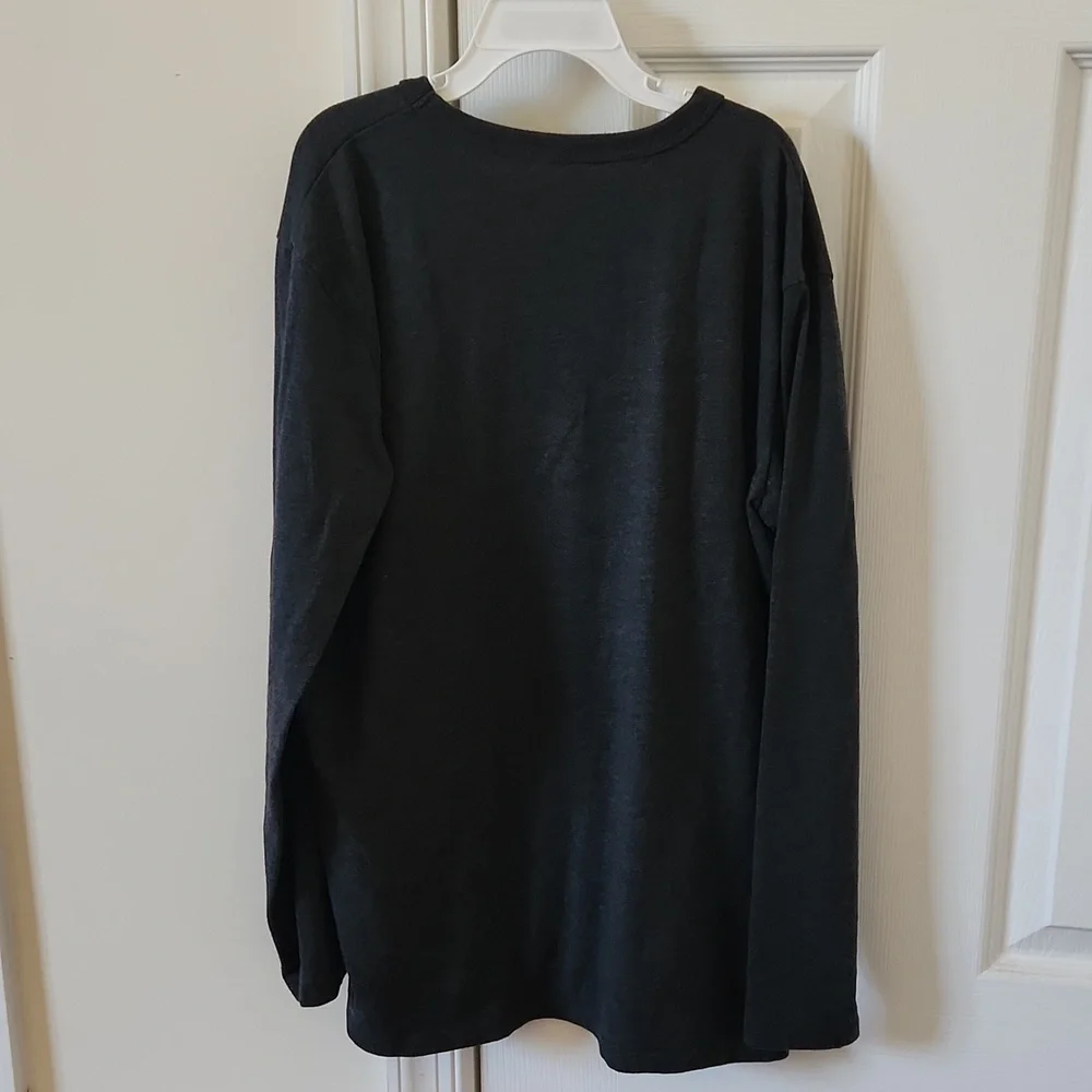 Children's Place Graphic Tee Gray long sleeves XL
